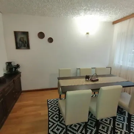 Guest house Dora 4*