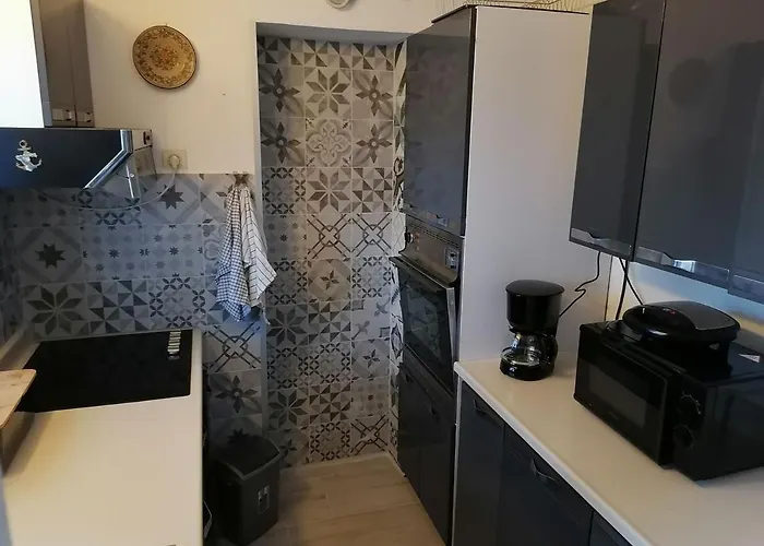 Dora Pensión Malinska